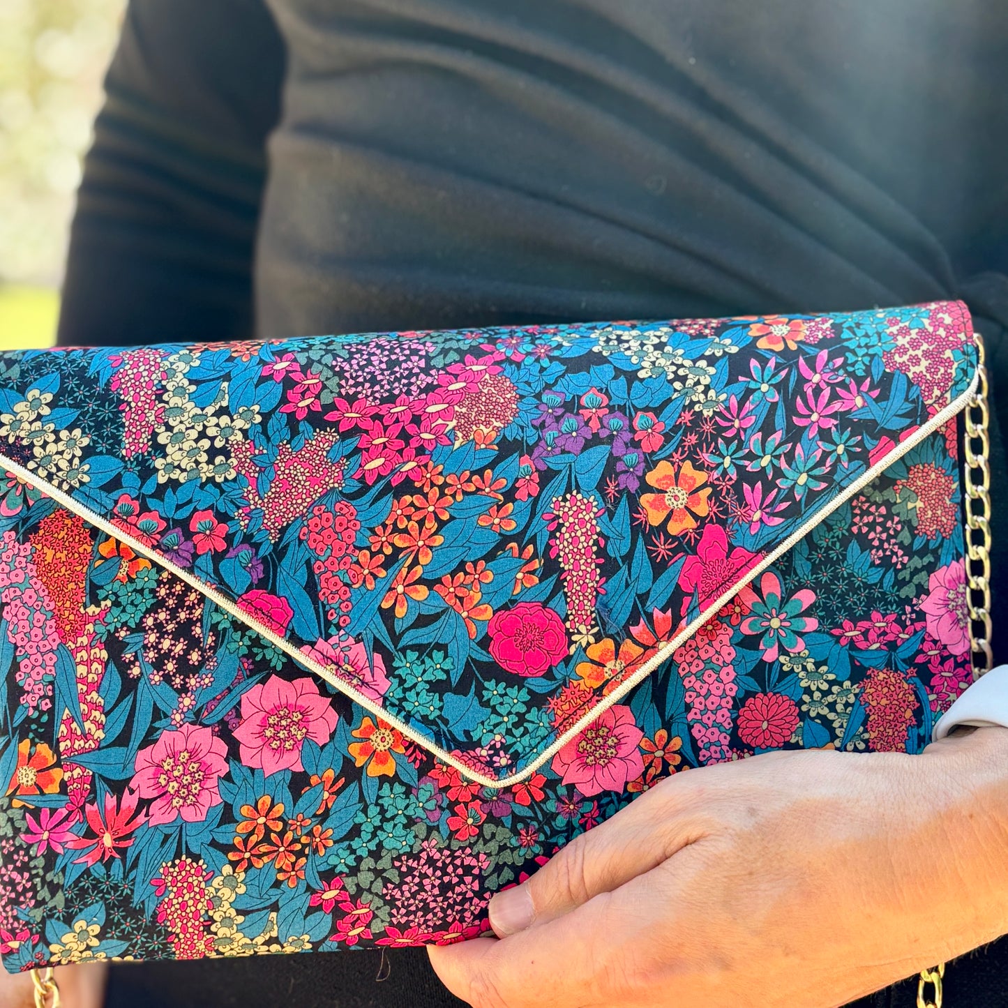 Pochette mariage en liberty of London Ciara bleu et rose