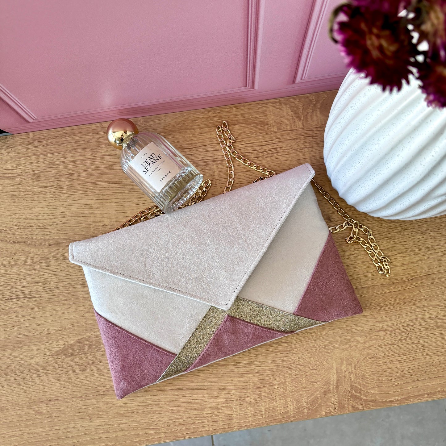 pochette mariage écru et vieux rose paillettes dorées et chaîne - fil des toiles