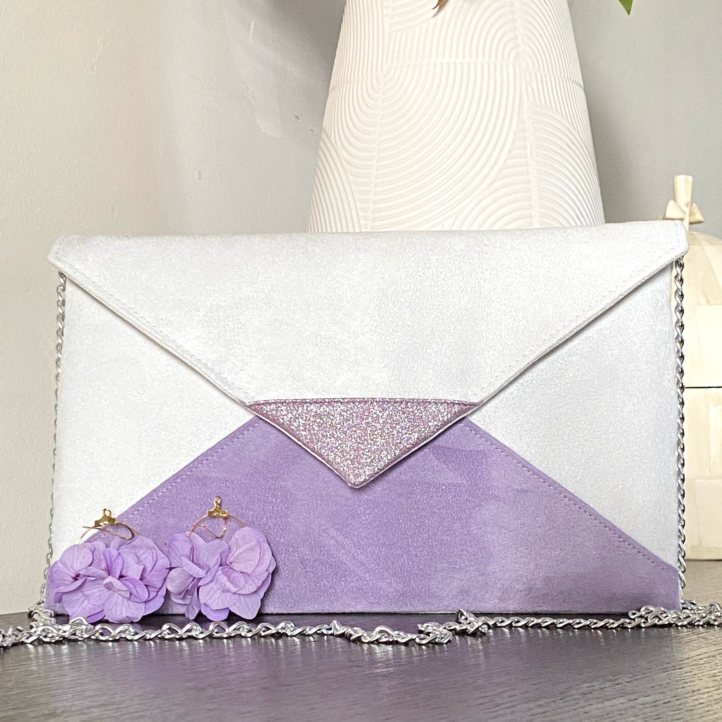 Pochette mariage blanche et lilas - fil des toiles