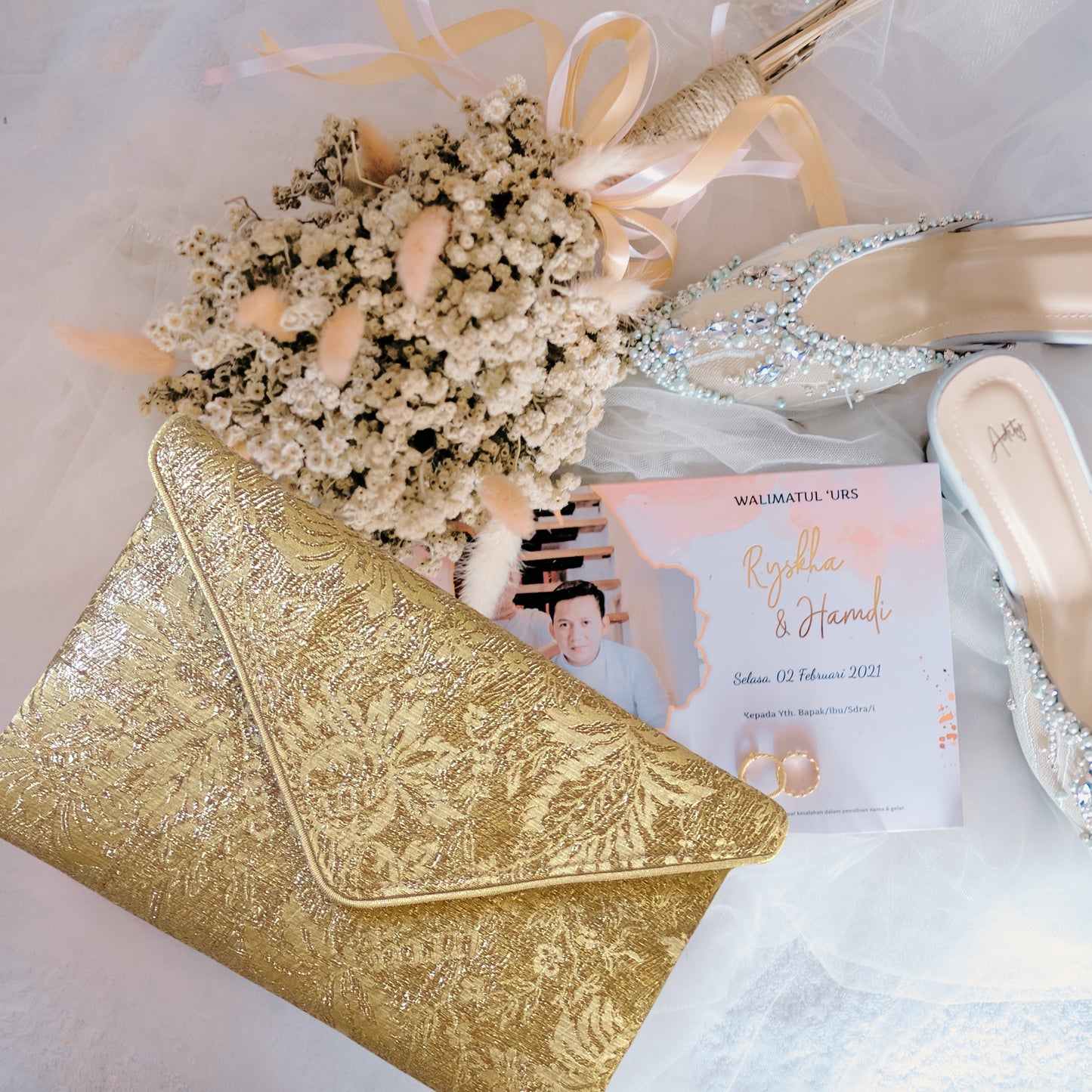 pochette mariage en soie dorée - fil des toiles