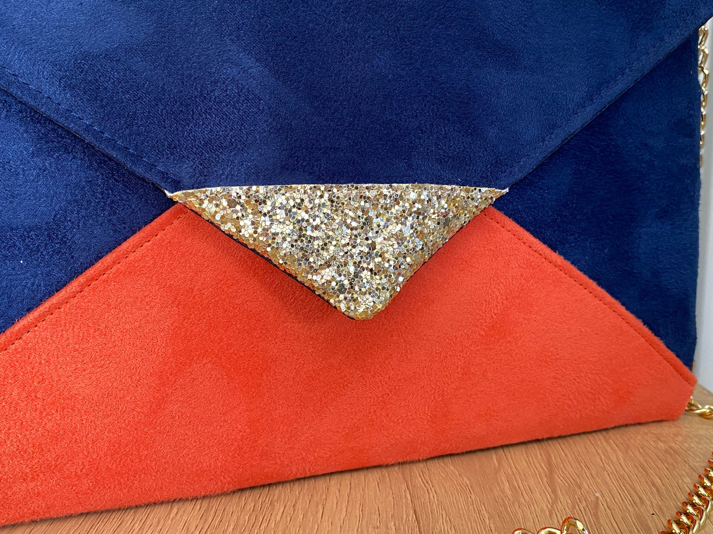 pochette avec rabat bleu marine orange - fil des toiles