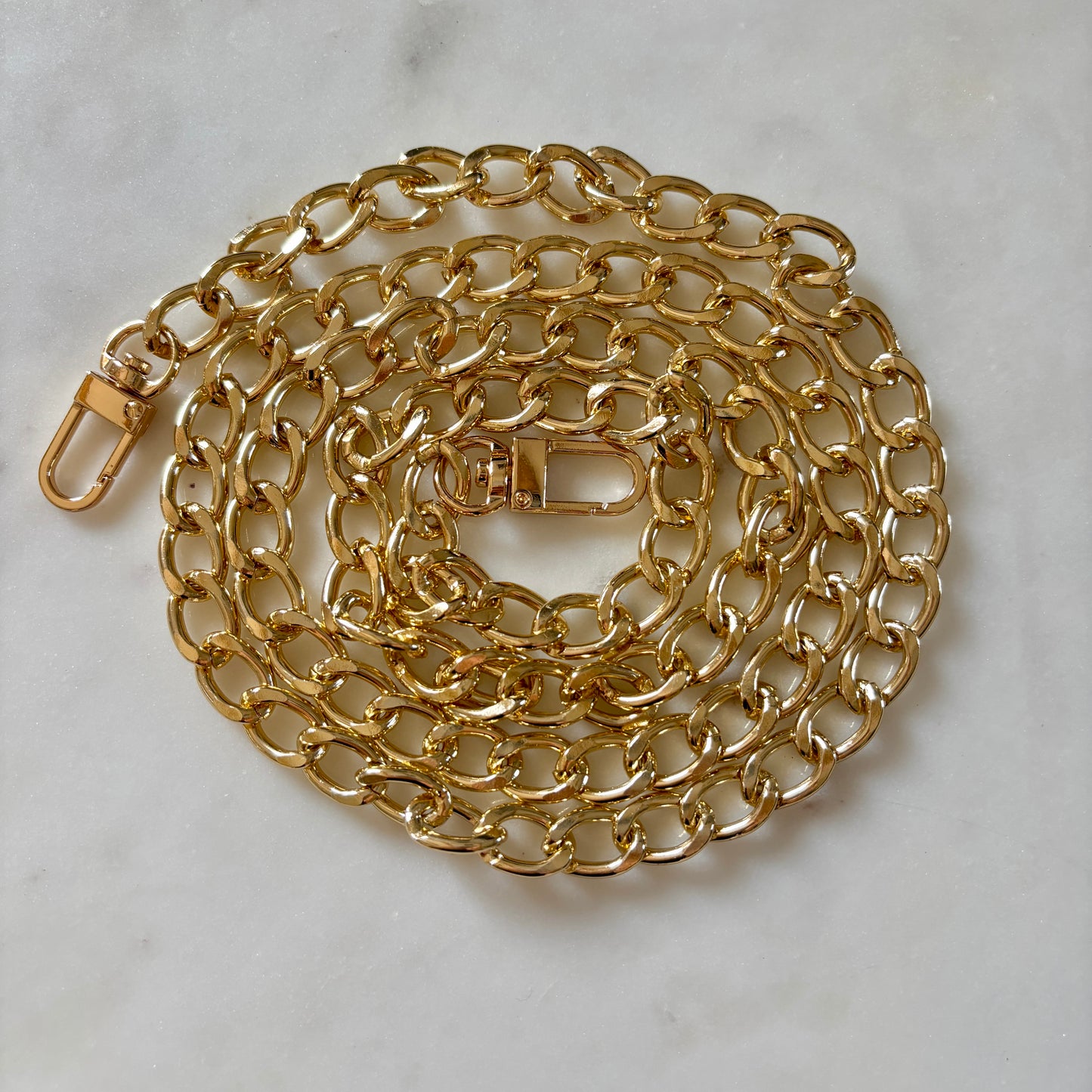 chaîne dorée amovible pour pochette mariage