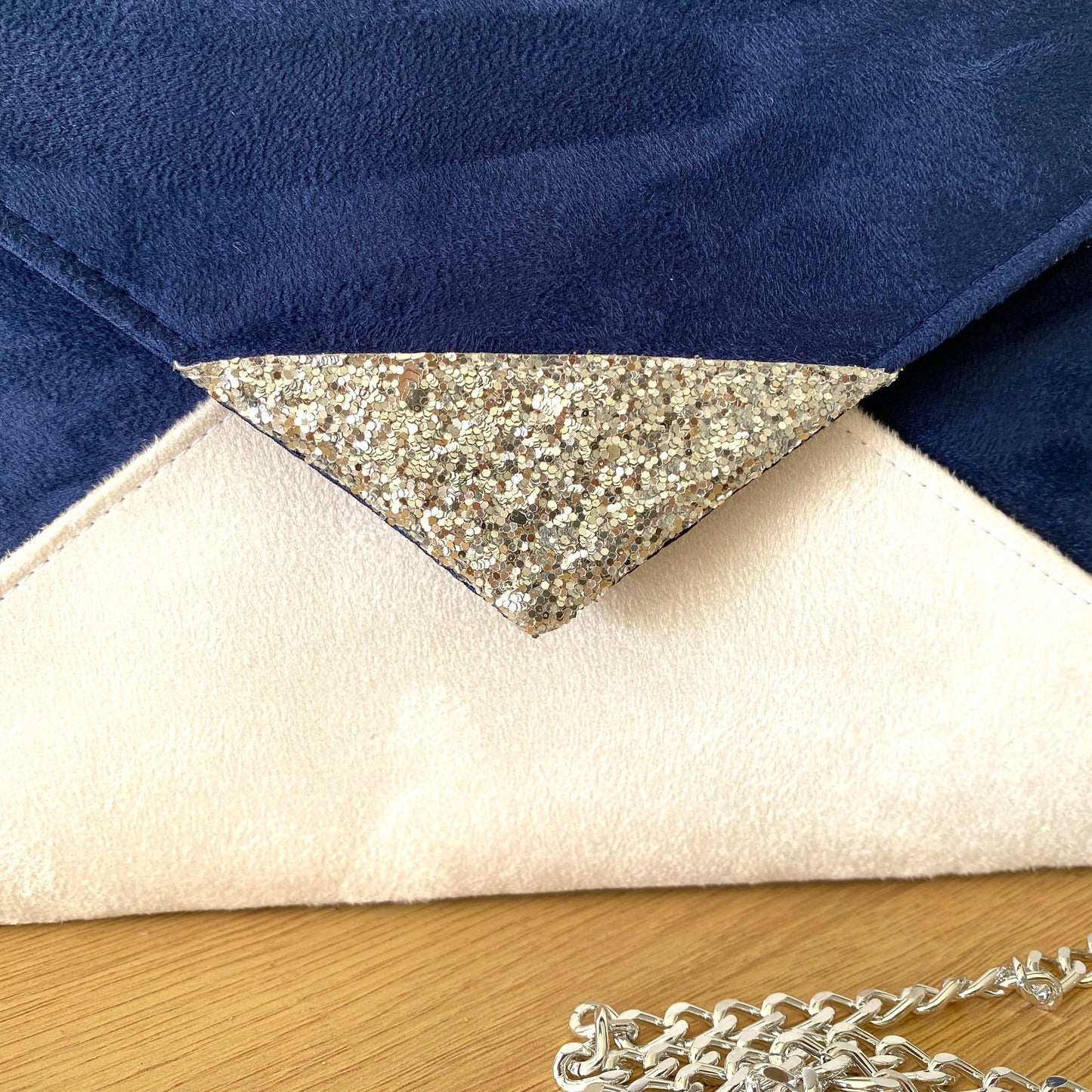 pochette mariage bleu marine fait en France - fil des toiles