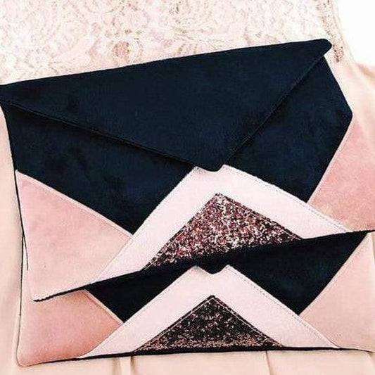 Fil des toiles Pochette Pochette mariage bleu marine et rose clair poudré et paillettes rose avec chaîne