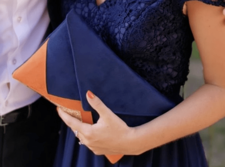 Fil des toiles Pochette Sac pochette de soirée mariage bleu marine, orange et paillettes dorées