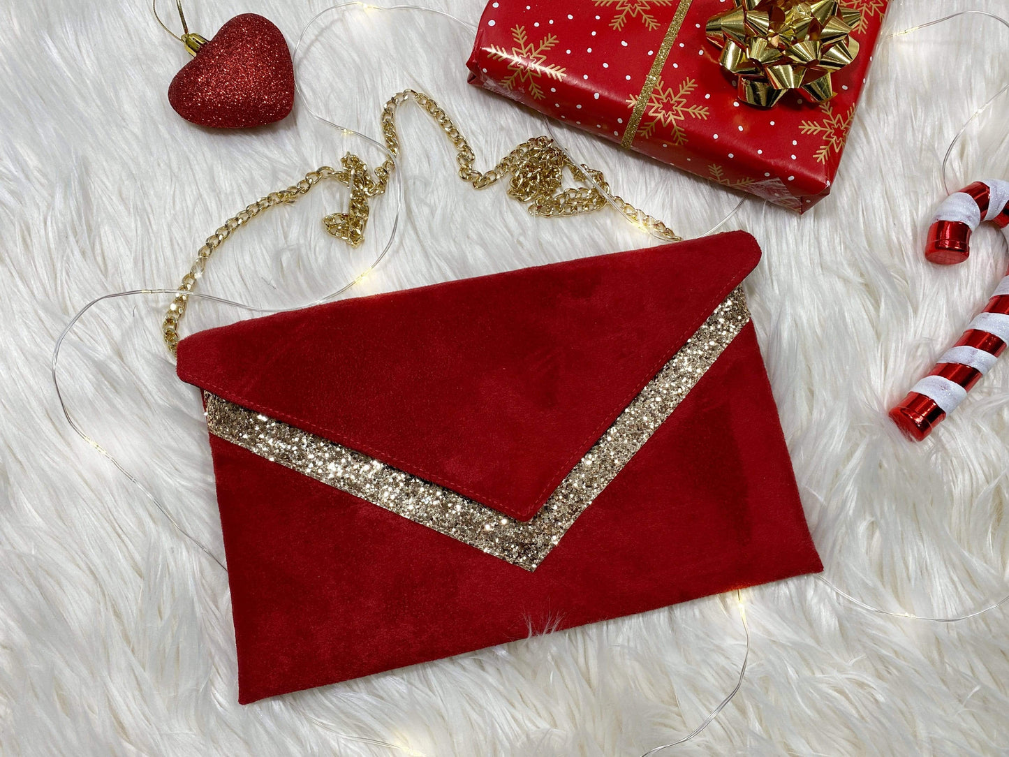 Sac pochette mariage rouge et paillettes dorées