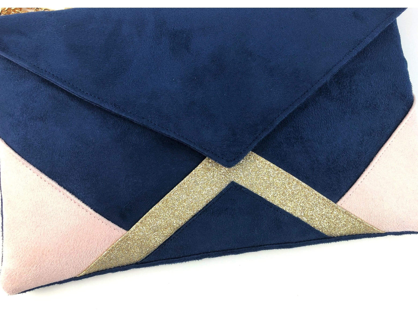 Fil des toiles Pochette Sac pochette mariage bleu marine et rose poudré et paillettes dorées avec chaîne