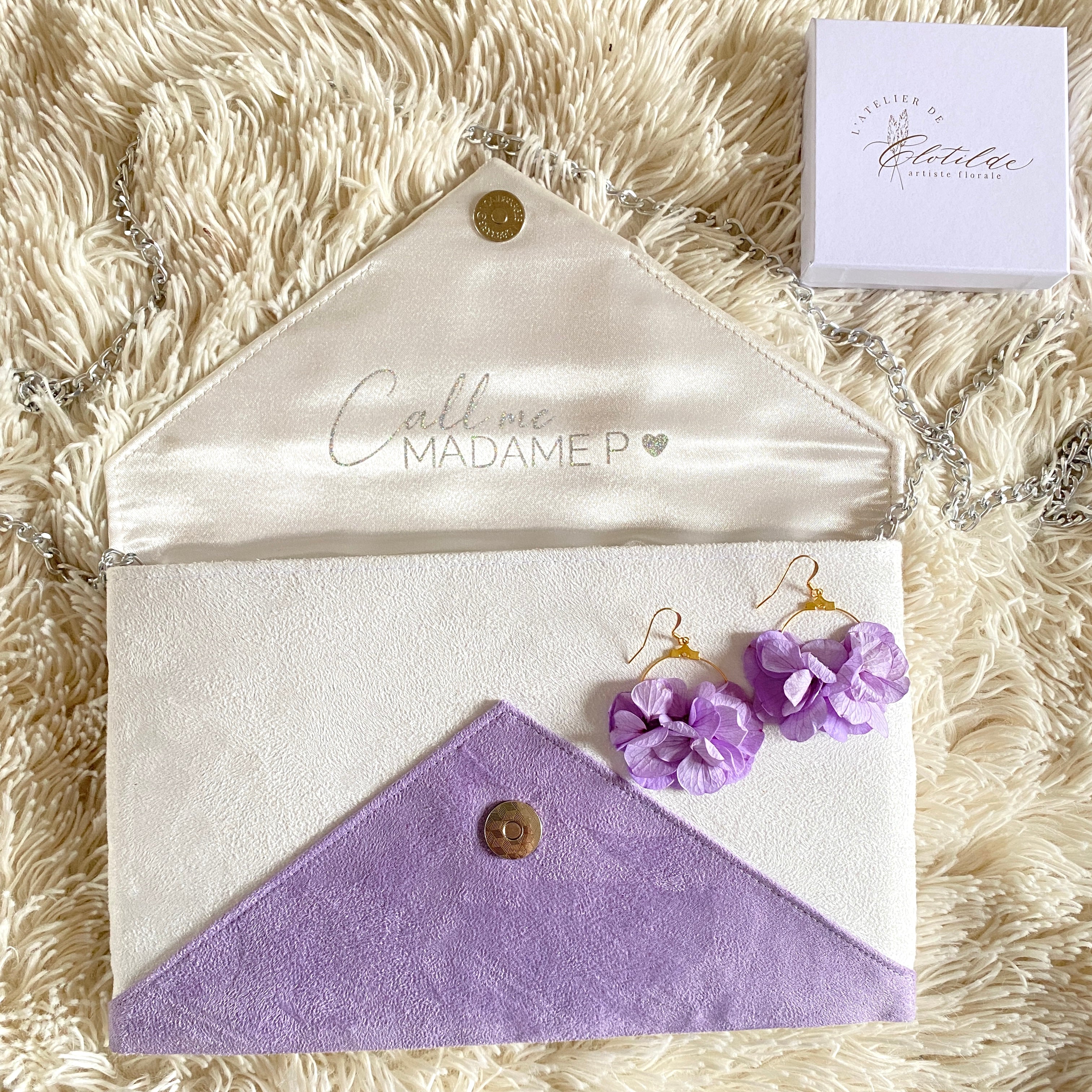 Pochette mariage blanche et parme lilas Fil des toiles