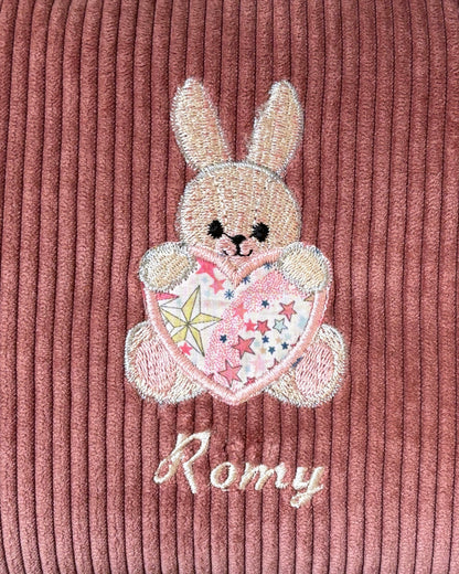 Trousse velours vieux rose personnalisée lapin et prénom brodé