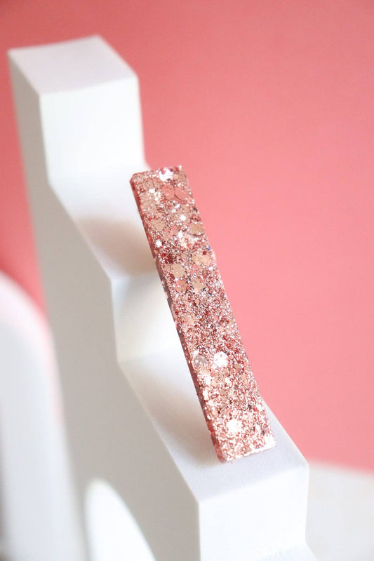 Barrette en résine paillettes rose gold