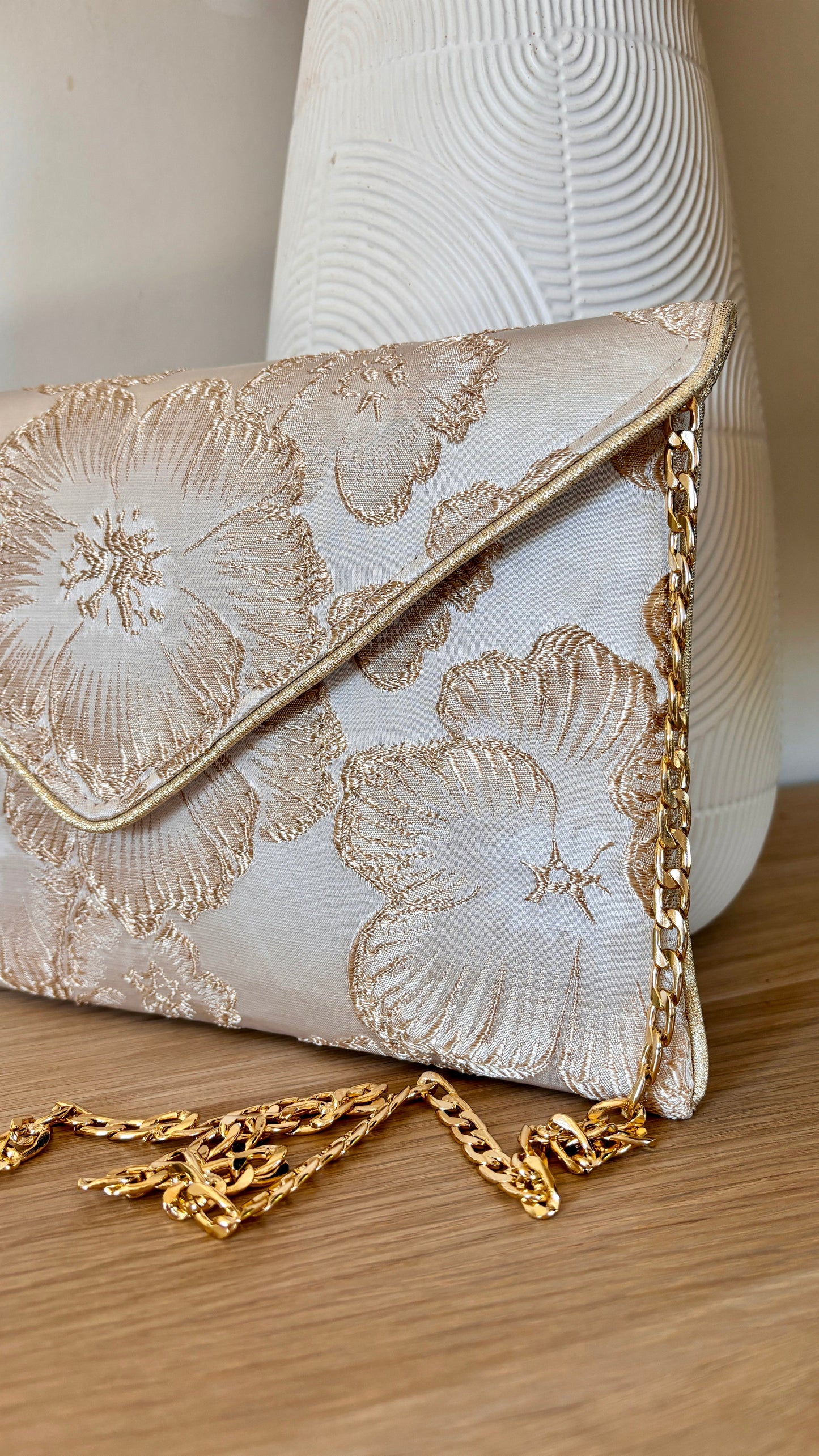 Sac pochette mariage crème et doré