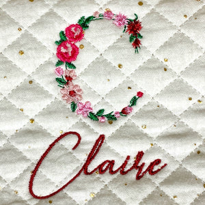Trousse de toilette écru, personnalisable, brodée, en gaze de coton - cadeau future mariée
