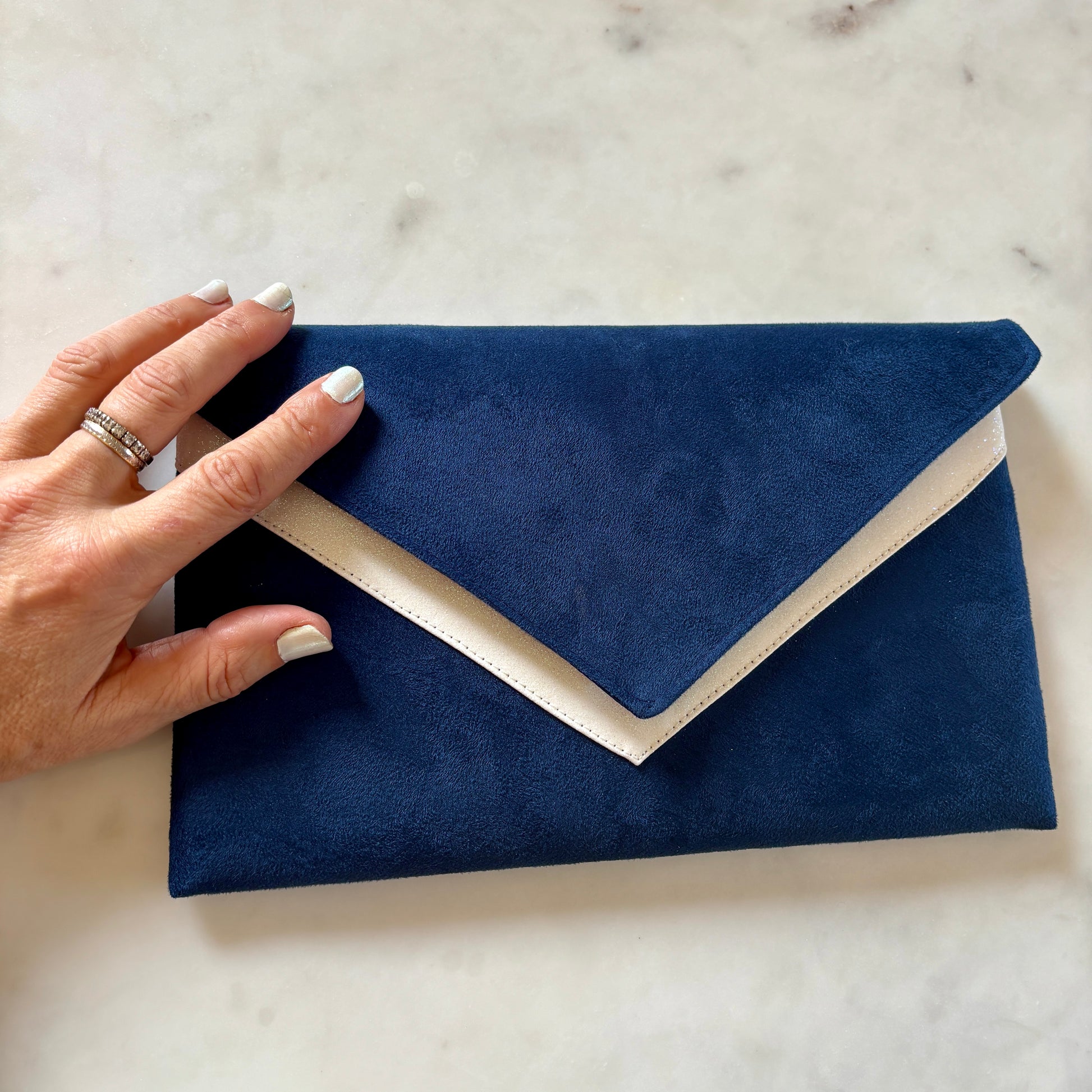 sac mariage bleu marine et écru