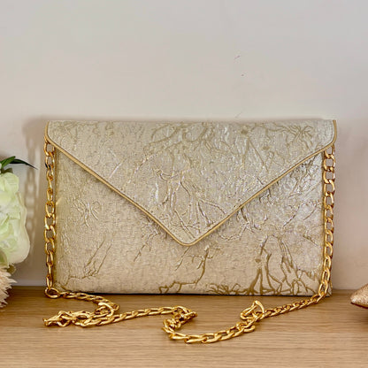 Pochette mariage champagne en brocart fleuri avec chaîne dorée