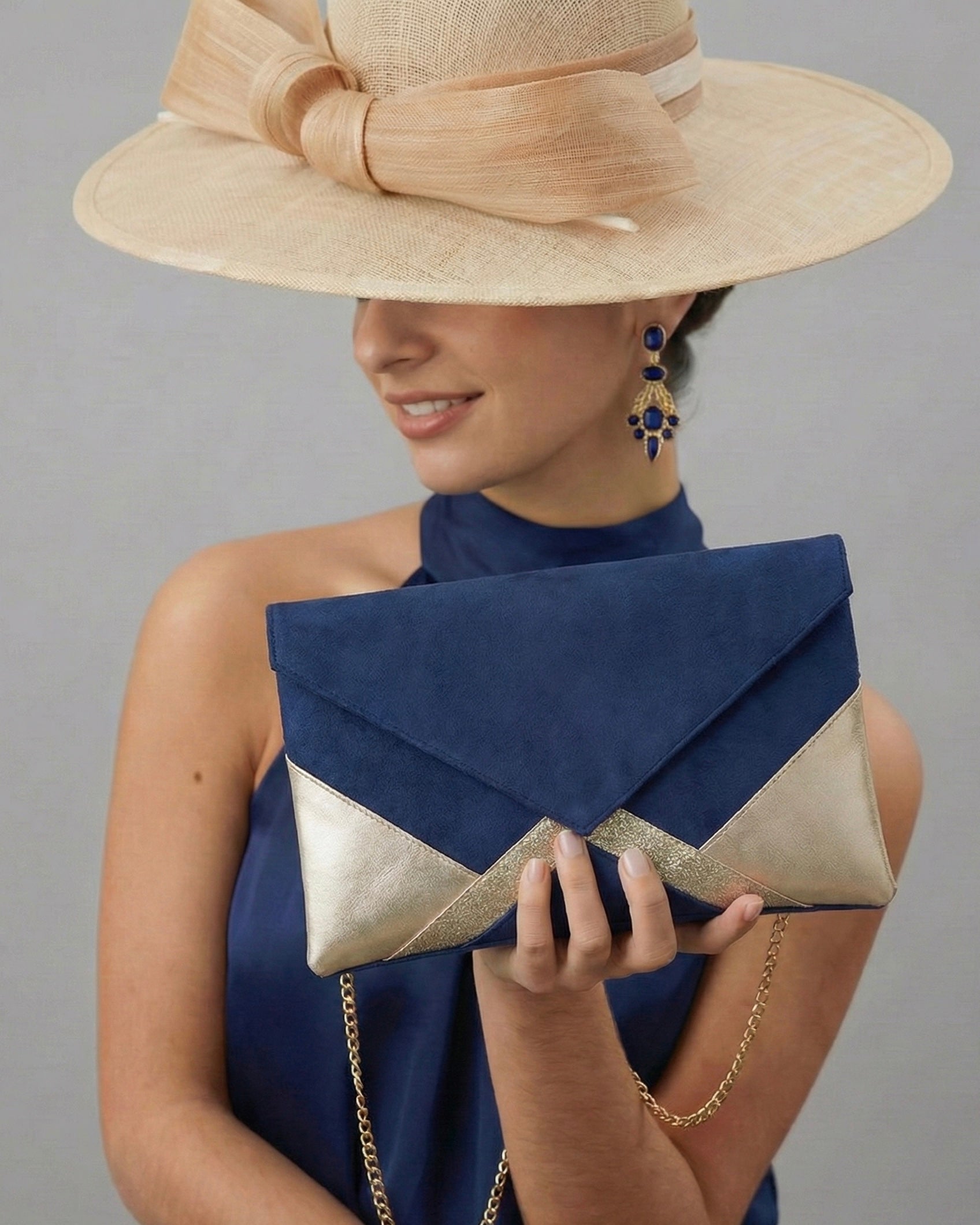 Pochette mariage format enveloppe  bleu marine et dorée 