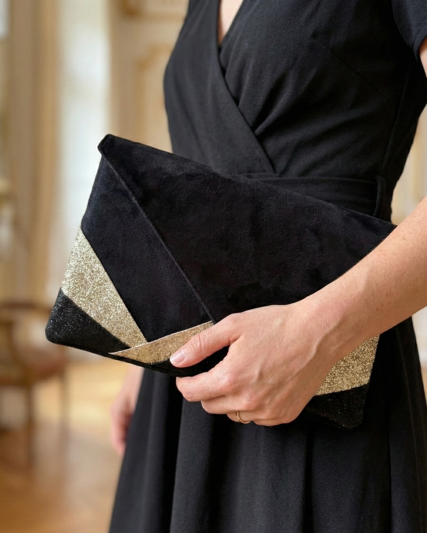 Pochette portée main taille moyenne pour cocktail ou soirée