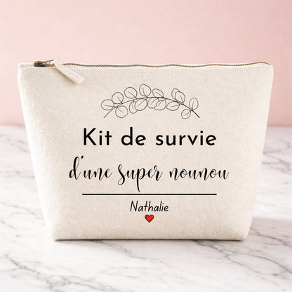Trousse personnalisée kit de survie d'une nounou avec prénom