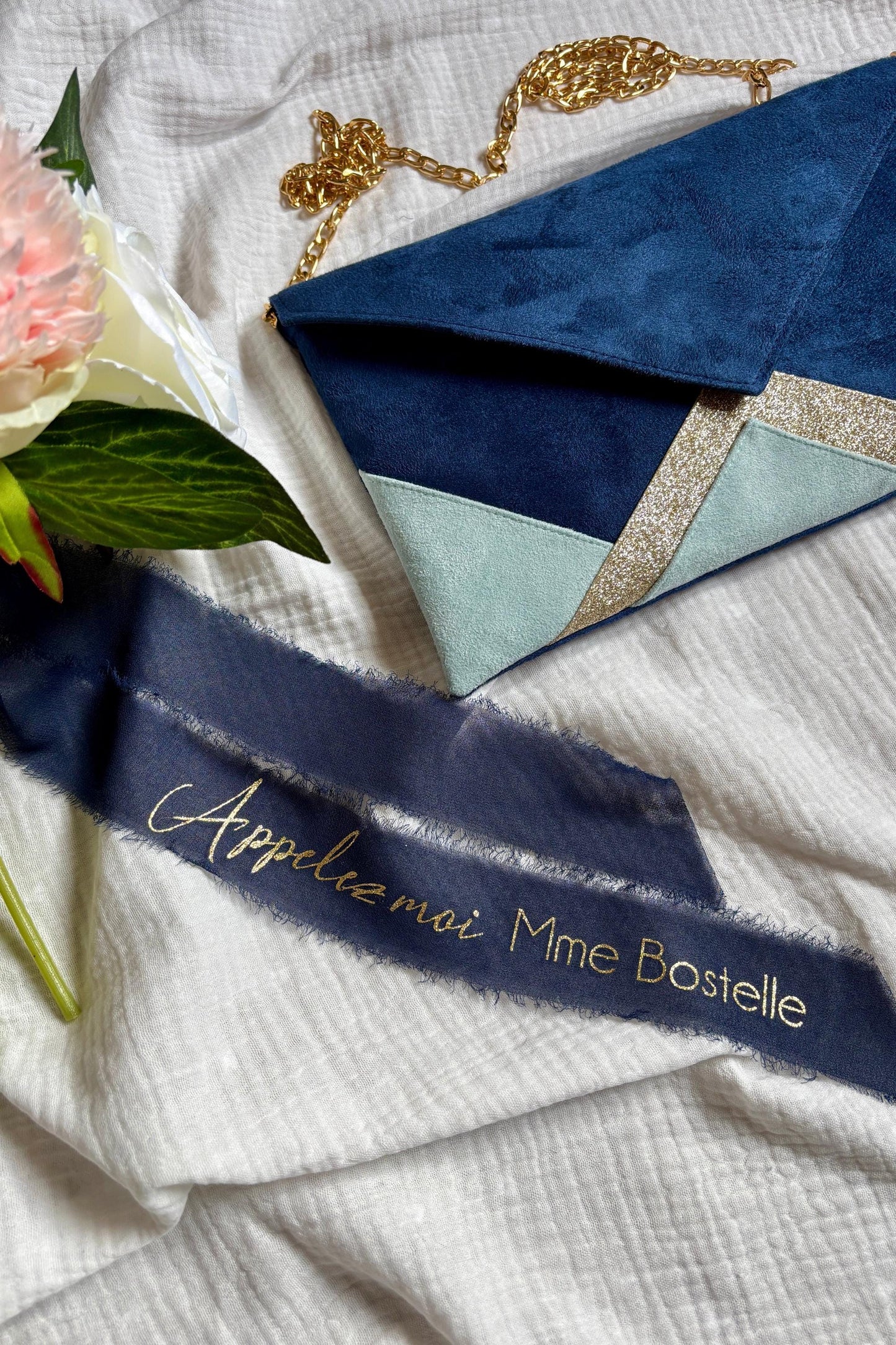 Ruban en mousseline de soie bleu marine personnalisé pour bouquet de mariée