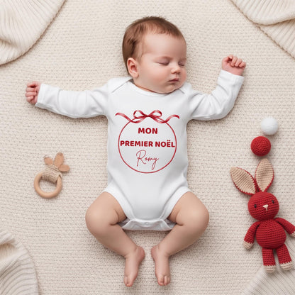Body bébé Mon premier Noël personnalisé avec prénom dans un médaillon vichy rouge et blanc