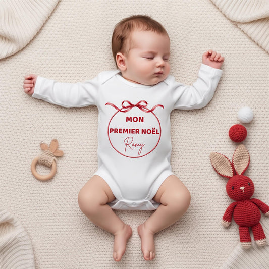Body bébé Mon premier Noël personnalisé avec prénom dans un médaillon vichy rouge et blanc