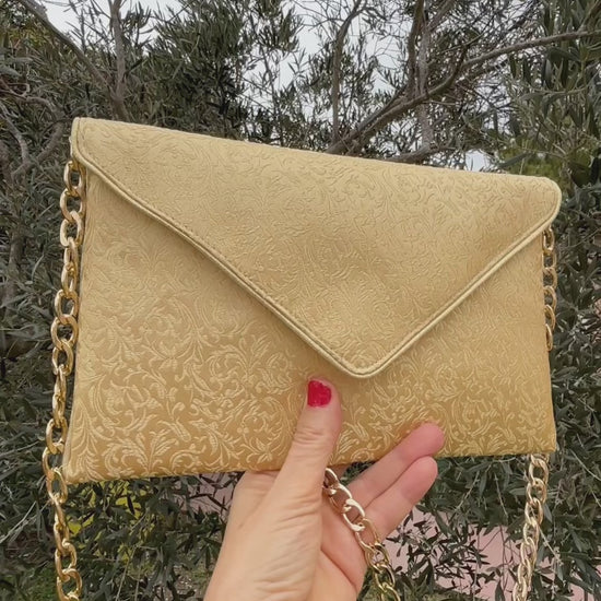 pochette femme dorée