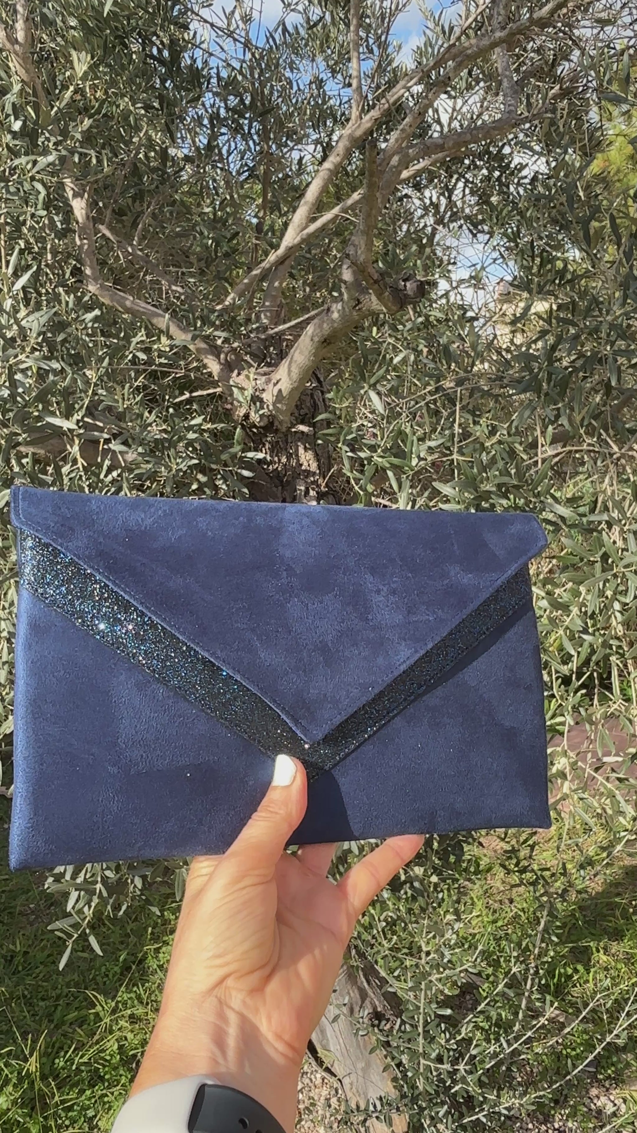 Pochette mariage bleu marine avec paillettes bleu nuit - Fil des toiles