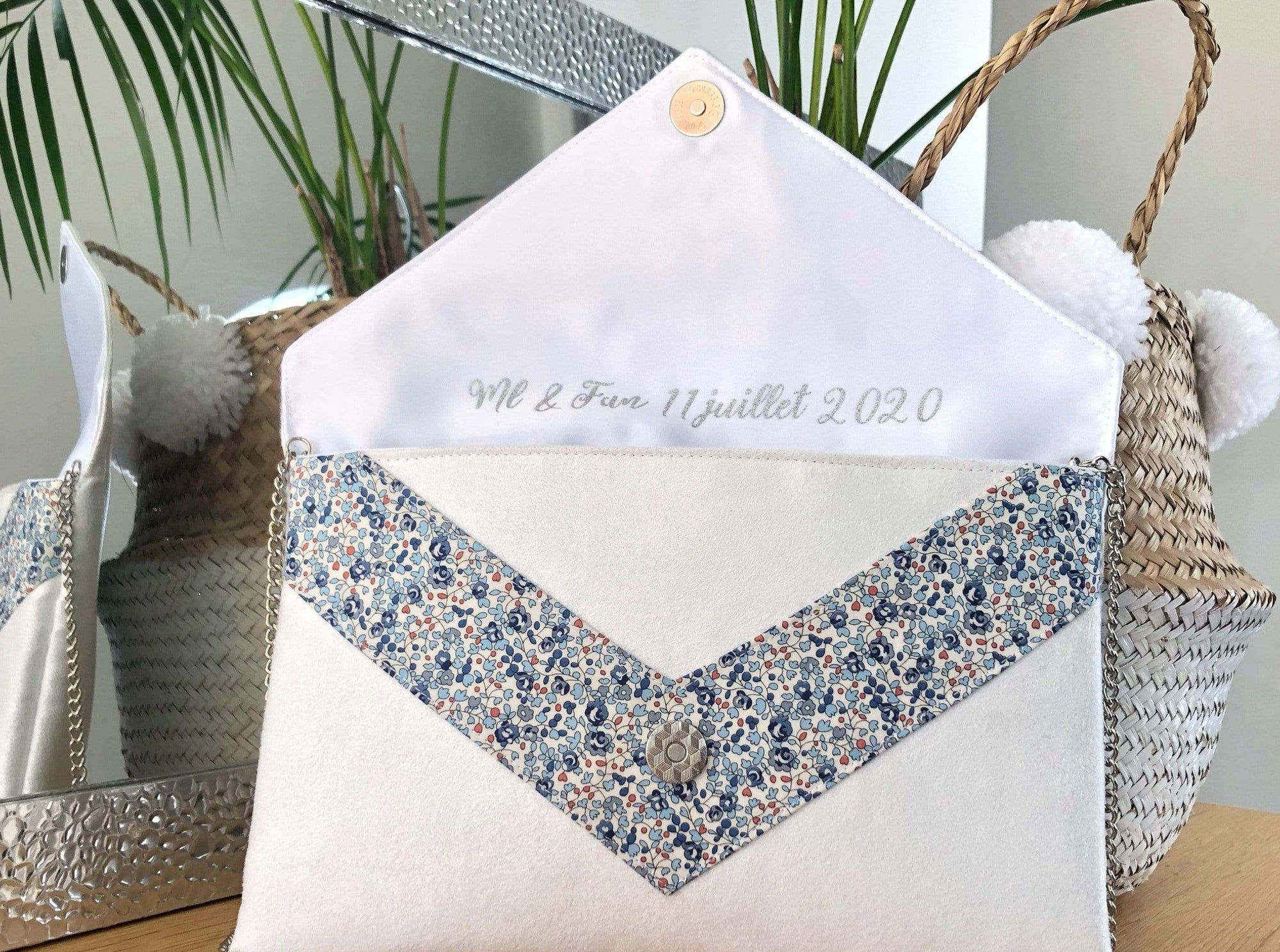 Fil des toiles Pochette Pochette cérémonie blanche et Liberty of London Eloise bleu