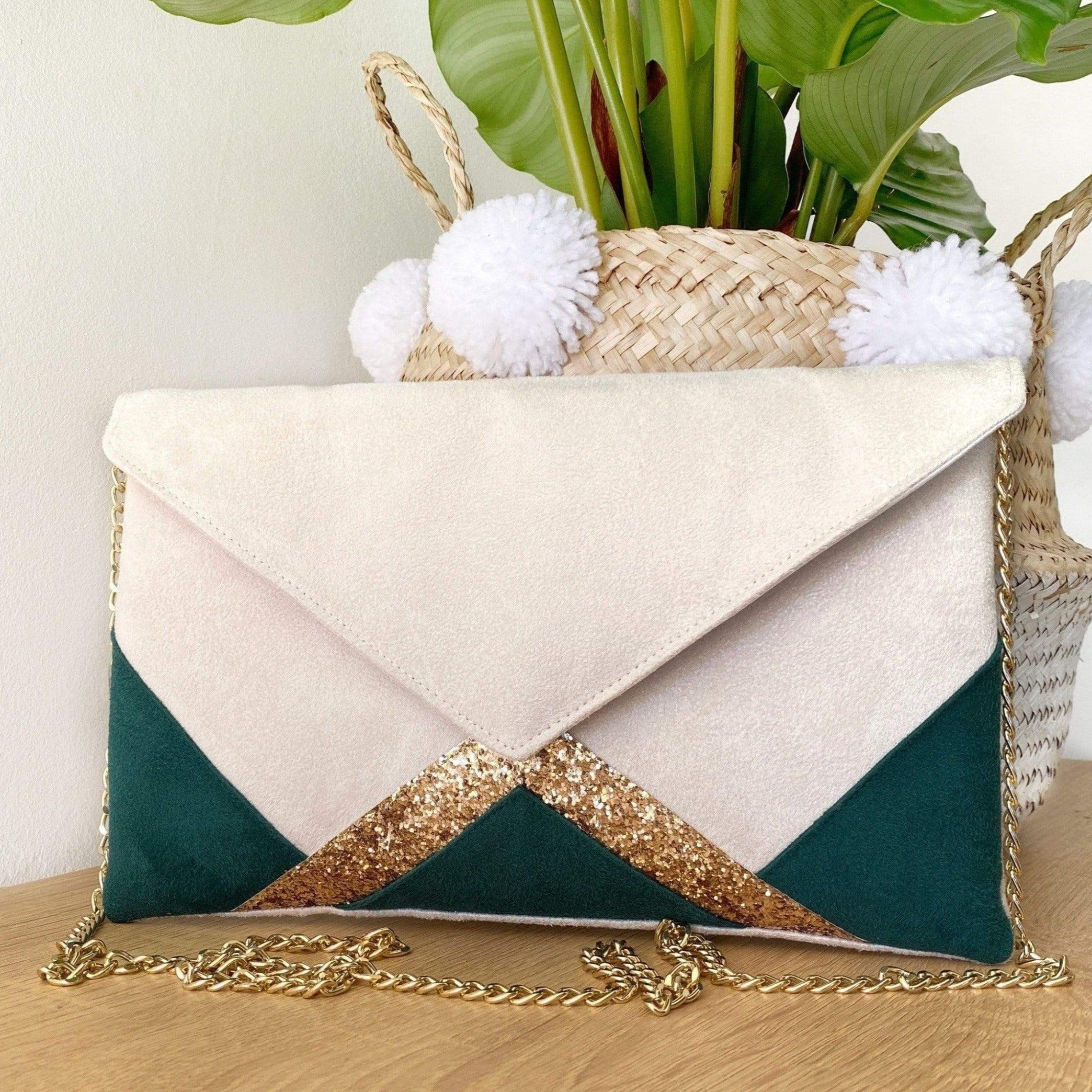 Sac fourre-tout en toile de marque UO | Urban Outfitters FR Sac fourre-tout en toile de marque UO | Urban Outfitters FR