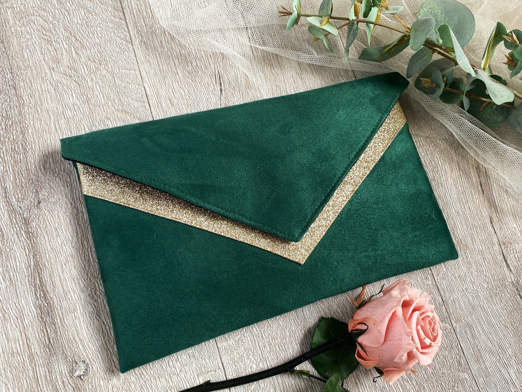 pochette mariage verte et dorée